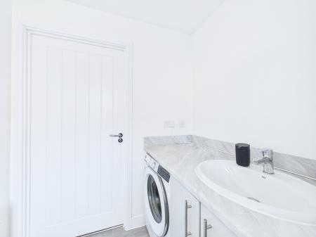 3 bedroom Semi-detached house for sale in Dobsons Wood Lane, Sherdley Park, St Helens, WA9