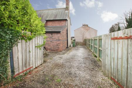 2 bedroom Semi-detached house to let in Victoria Street, Rainford, WA11
