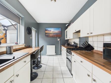 3 bedroom Terraced House for sale in Church Road, Haydock, WA11