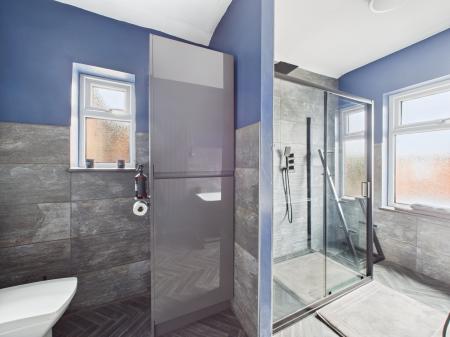 3 bedroom Terraced House for sale in Church Road, Haydock, WA11