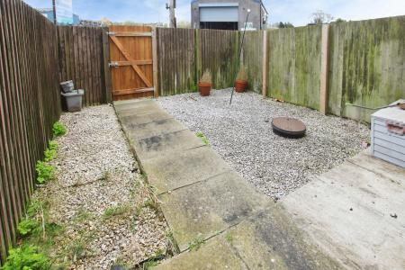 2 bedroom Terraced House to let in Helena Road, Sutton, St Helens, WA9