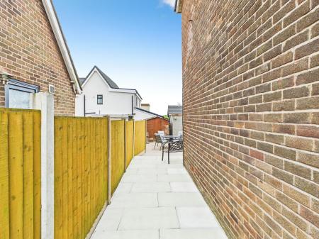 3 bedroom Detached house for sale in Wells Avenue, Billinge, Billinge, WN5