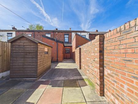 2 bedroom Terraced House for sale in Birchley Street, St Helens Central, St Helens, WA10