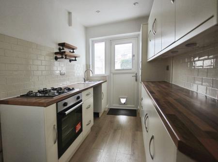 3 bedroom Terraced House to let in Derbyshire Hill Road, Parr, St Helens, WA9