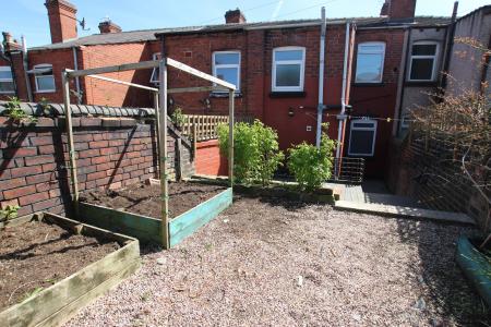 2 bedroom Terraced House for sale in Borough Road, St Helens Central, St Helens, WA10