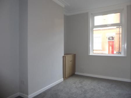 2 bedroom Terraced House to let in Harris Street, St Helens, WA10
