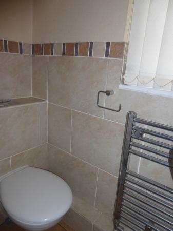 2 bedroom Terraced House to let in Harris Street, St Helens, WA10