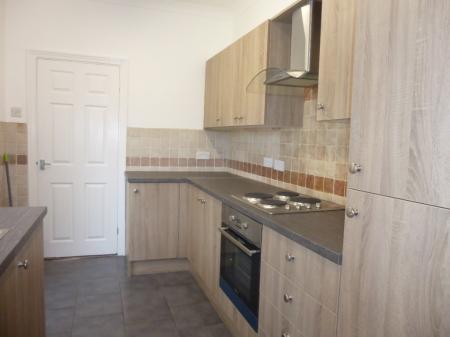 2 bedroom Terraced House to let in Harris Street, St Helens, WA10