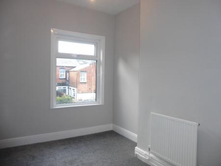 2 bedroom Terraced House to let in Harris Street, St Helens, WA10