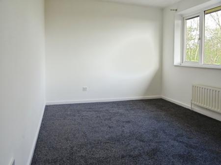 3 bedroom Semi-detached house to let in Adelaide Avenue, Thatto Heath, St Helens, WA9