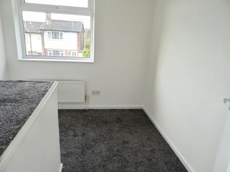 3 bedroom Semi-detached house to let in Adelaide Avenue, Thatto Heath, St Helens, WA9