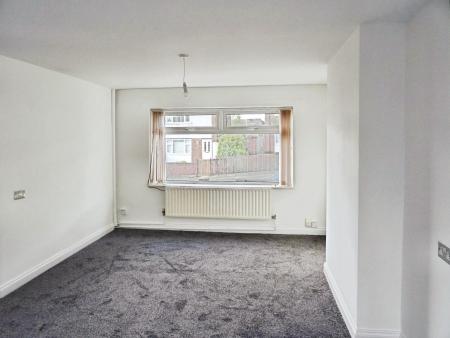 3 bedroom Semi-detached house to let in Adelaide Avenue, Thatto Heath, St Helens, WA9