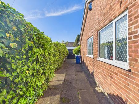 3 bedroom Bungalow for sale in Camborne Road, Burtonwood, WA5