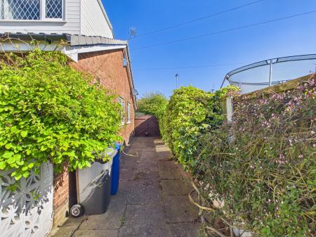 3 bedroom Bungalow for sale in Camborne Road, Burtonwood, WA5