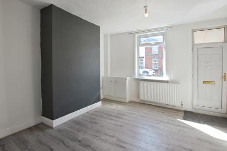 3 bedroom Terraced House to let in Nutgrove Road, Nutgrove, St Helens, WA9