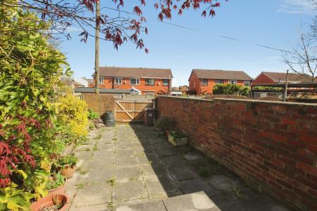 3 bedroom Terraced House to let in Nutgrove Road, Nutgrove, St Helens, WA9
