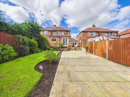 2 bedroom Semi-detached house for sale in Old Mill Avenue, Sutton Leach, St Helens, WA9