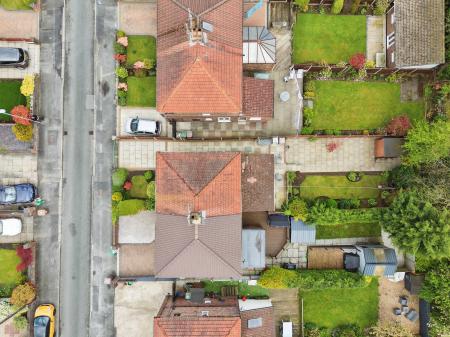 2 bedroom Semi-detached house for sale in Old Mill Avenue, Sutton Leach, St Helens, WA9