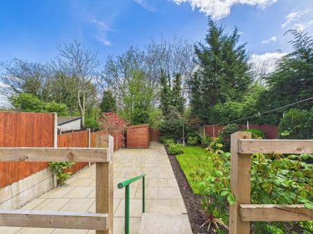 2 bedroom Semi-detached house for sale in Old Mill Avenue, Sutton Leach, St Helens, WA9