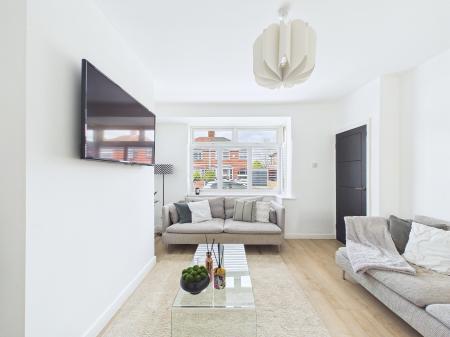 2 bedroom Semi-detached house for sale in Ilfracombe Road, Sutton Leach, St Helens, WA9