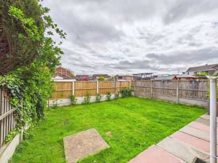 2 bedroom Semi-detached house for sale in Ilfracombe Road, Sutton Leach, St Helens, WA9