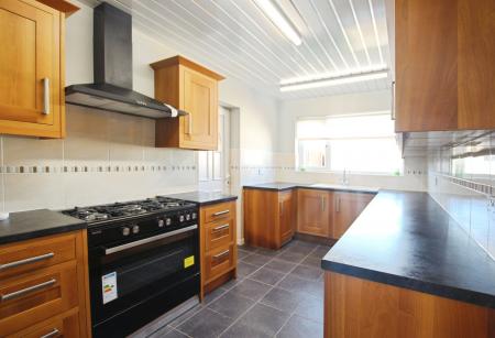 3 bedroom Terraced House to let in Forrester Avenue, St Helens, WA9