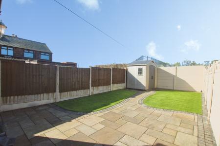 3 bedroom Terraced House to let in Forrester Avenue, St Helens, WA9