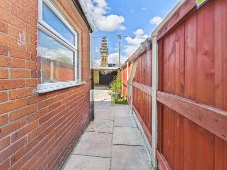3 bedroom Terraced House for sale in Fry Street, Parr, St Helens, WA9
