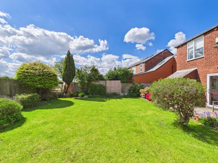 5 bedroom Detached house for sale in Liverpool Road, Haydock, WA11