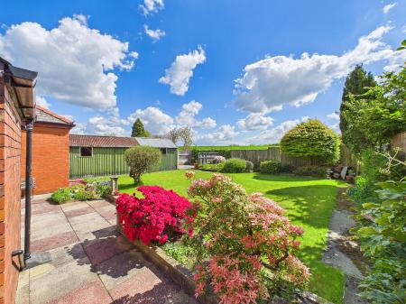 5 bedroom Detached house for sale in Liverpool Road, Haydock, WA11