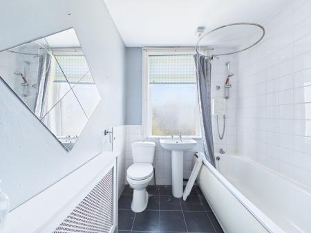 3 bedroom Semi-detached house for sale in Ash Avenue, Newton-le-Willows, WA12