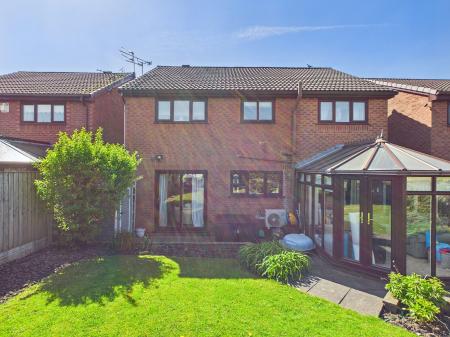 5 bedroom Detached house for sale in Avery Road, Haydock, WA11