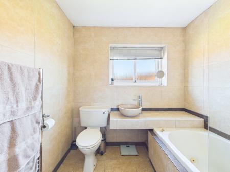 5 bedroom Detached house for sale in Avery Road, Haydock, WA11