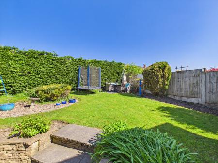 5 bedroom Detached house for sale in Avery Road, Haydock, WA11