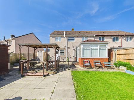 4 bedroom Semi-detached house for sale in Pond Walk, Parr, St Helens, WA9