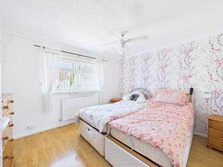 4 bedroom Semi-detached house for sale in Pond Walk, Parr, St Helens, WA9