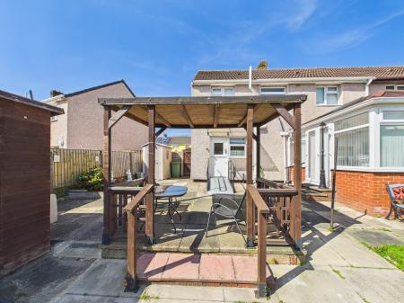 4 bedroom Semi-detached house for sale in Pond Walk, Parr, St Helens, WA9