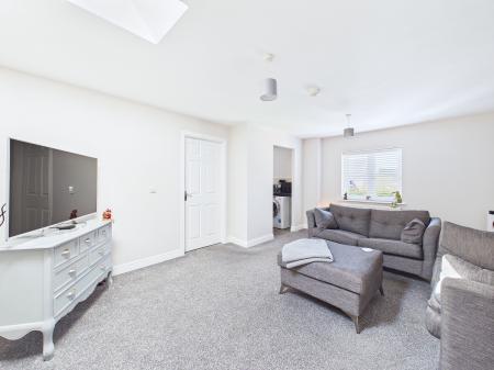 2 bedroom Flat for sale in Salhouse Gardens, Sutton Heath, St Helens, WA9