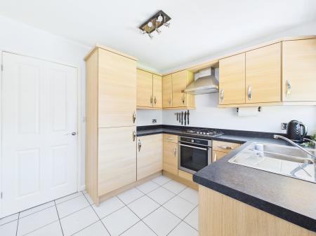 2 bedroom Semi-detached bungalow for sale in Ross Close, Billinge, WN5