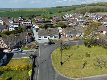 2 bedroom Semi-detached bungalow for sale in Ross Close, Billinge, WN5