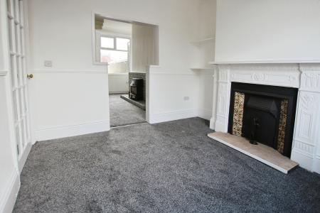 2 bedroom Terraced House to let in Crab Street, St Helens, WA10