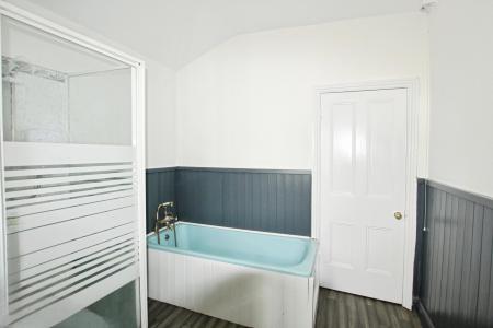 2 bedroom Terraced House to let in Crab Street, St Helens, WA10