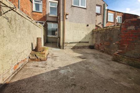 2 bedroom Terraced House to let in Crab Street, St Helens, WA10