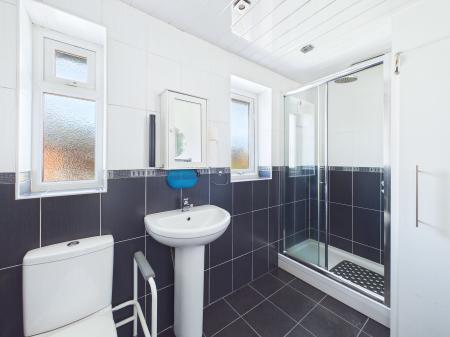 3 bedroom Town house for sale in Parbold Avenue, St Helens, WA11