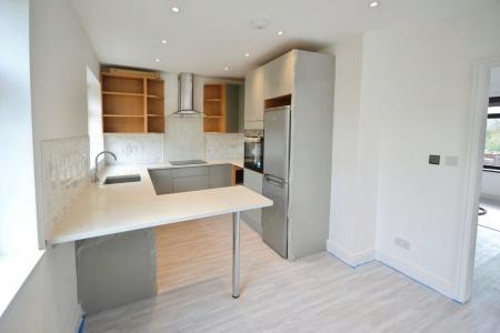 3 bedroom Terraced House to let in Cumberland Avenue, St Helens, WA10