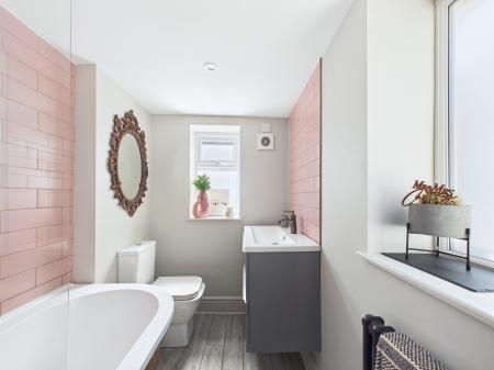 2 bedroom Terraced House for sale in Bushey Lane, Rainford, St Helens, WA11