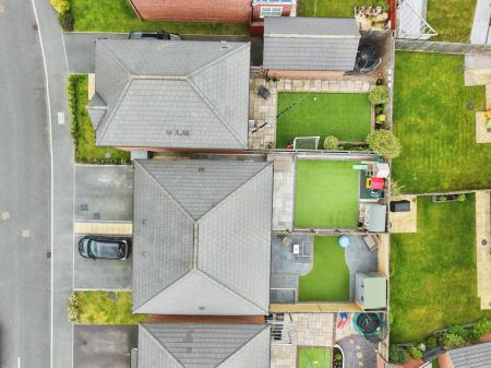 3 bedroom Semi-detached house for sale in Senley Close, Sutton, St Helens, WA9