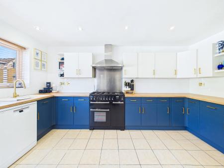 4 bedroom Detached house for sale in Redwood Drive, Haydock, WA11