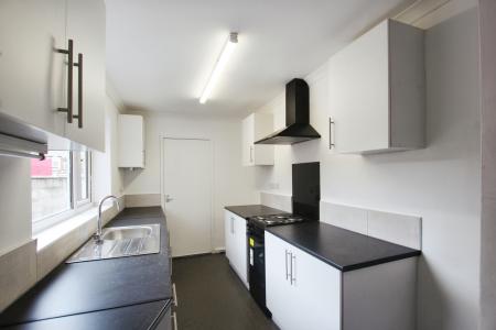 2 bedroom Terraced House to let in Albion Street, St Helens, WA10