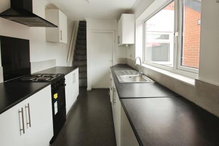 2 bedroom Terraced House to let in Albion Street, St Helens, WA10